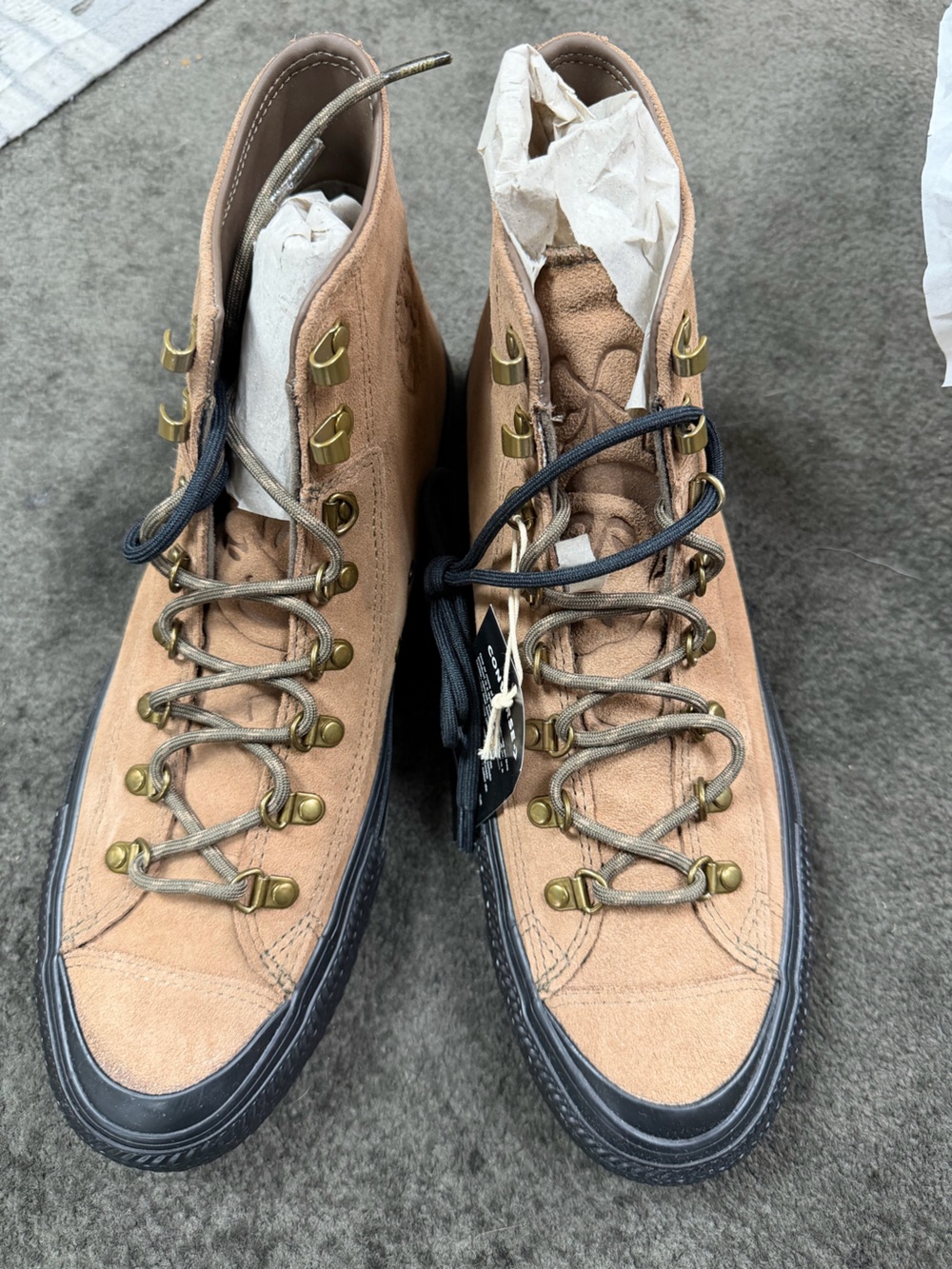 Converse Men's Tan Suede Hiking-Style Sneakers